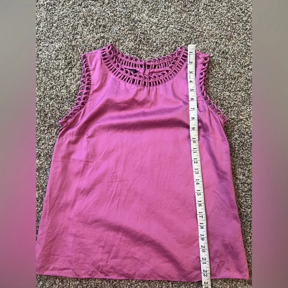 Talbots Cottagecore Magenta Pink‎ Eyelet Neckline Sleeveless Shell Top